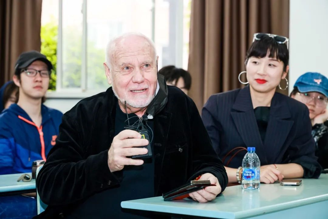 640 (2).jpg 640 (2).jpg